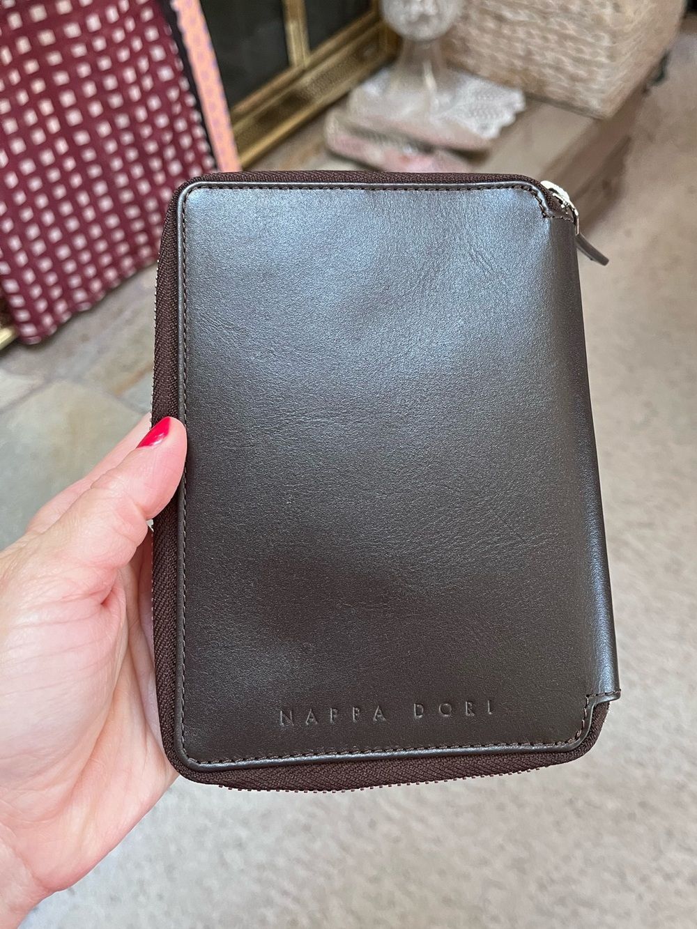 Nappa Dori 100% Genuine Leather zip Passport Case Dark Brown